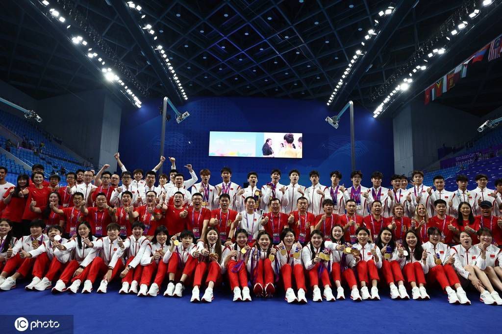日前，周杰伦在某发布会上透露将自导自演一部好莱坞大片